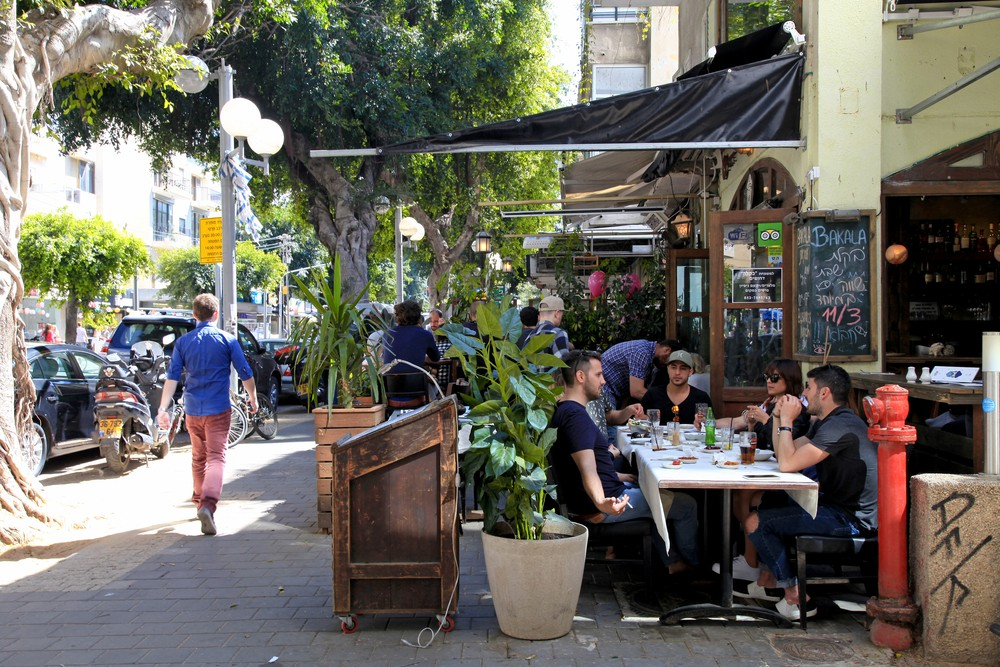 מורכבות כל כך גדולה באוכלוסייה, מחייב הרכבת מדגם מייצג מדוקדק כדי להגיע לממצאים אמינים. כל סקר דעת קהל חייב להתחשב בשוני הרב הקיים באוכלוסייה שלנו. 